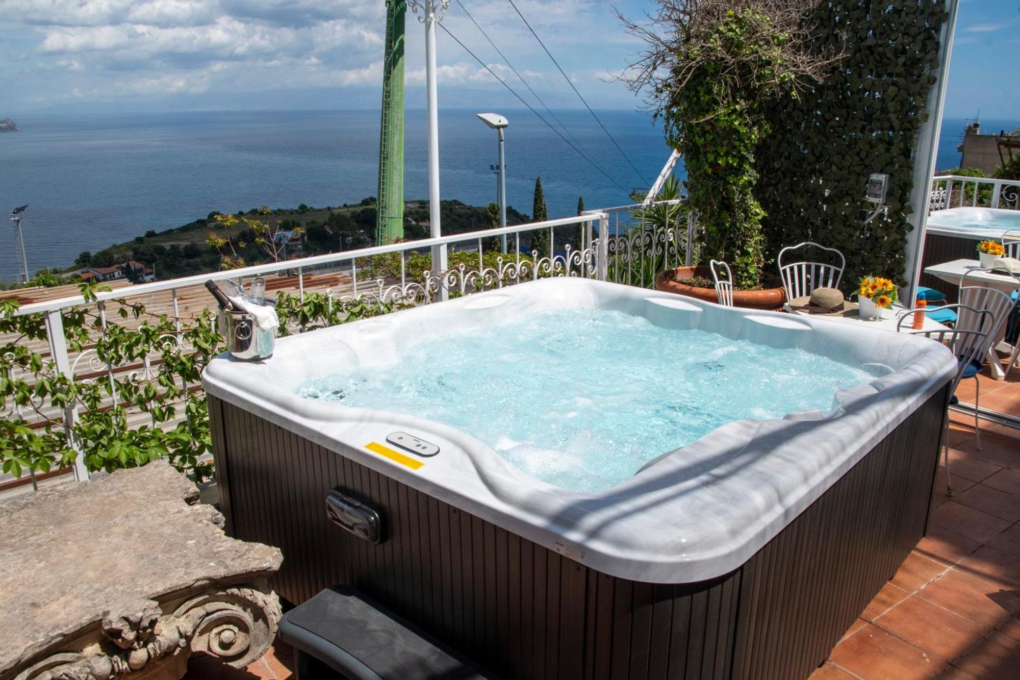 Dream View Suites Taormina Exterior foto
